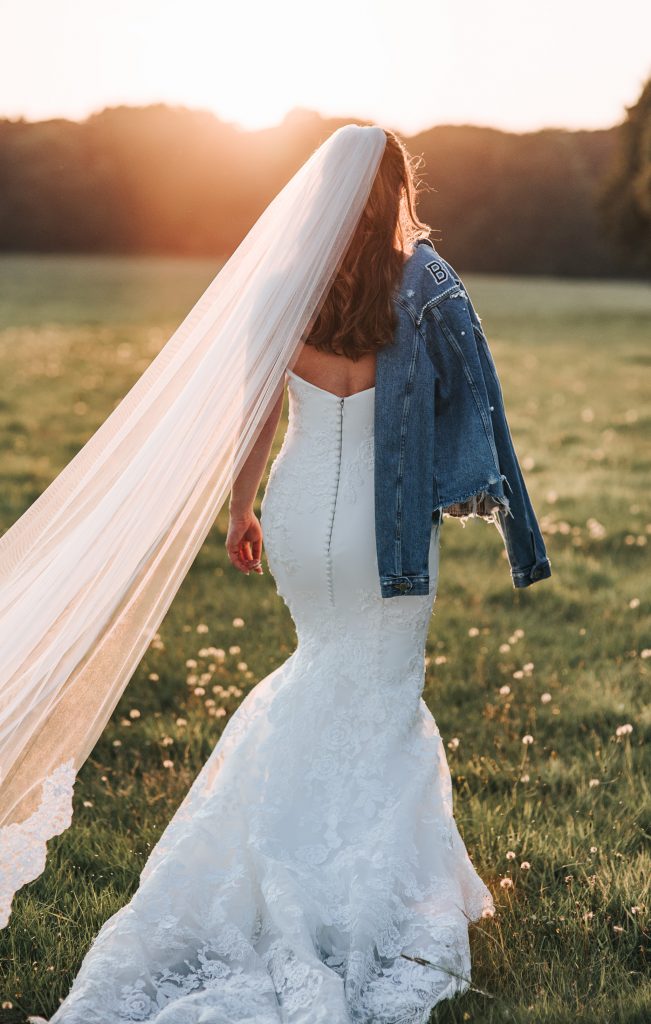 Classic Hazel Gap Barn wedding